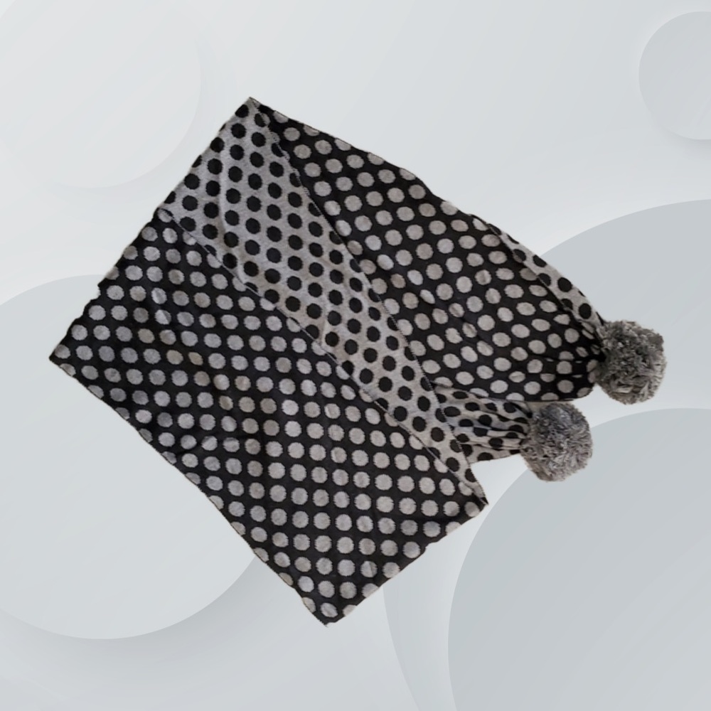 ( aero ) Reversible Soft Knit Winter Scarf, NWT